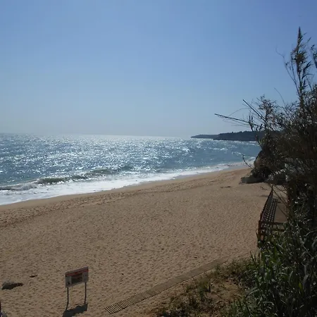 4c Atlantico 1 - Casas & Papeis * Armação de Pêra