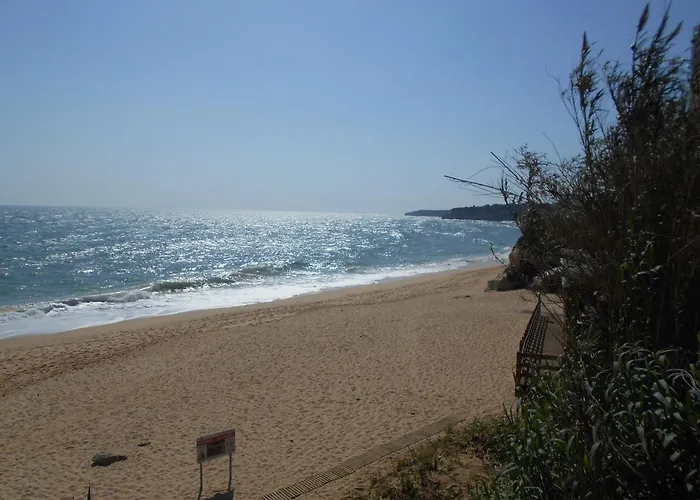 4c Atlantico 1 - Casas & Papeis * Armação de Pêra